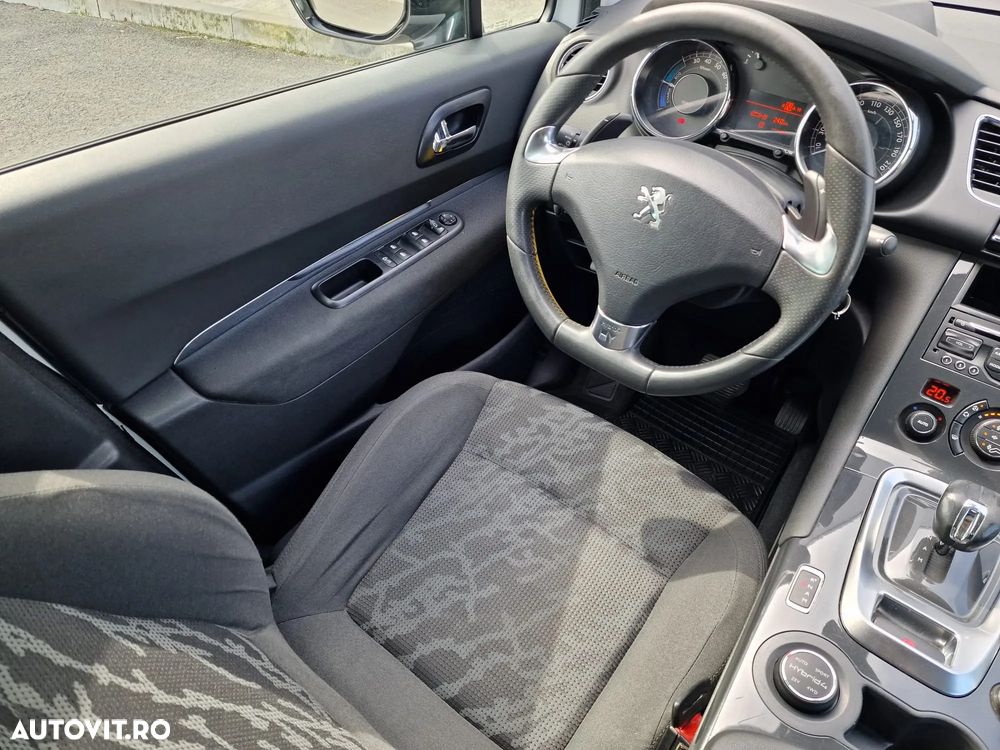 Peugeot 3008 Hybrid4 88g/85g - 40