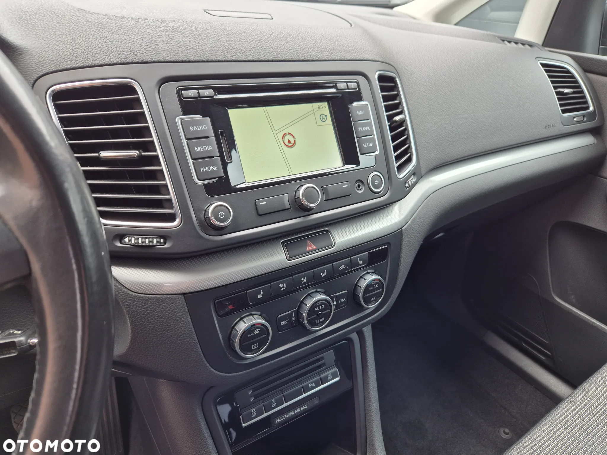 Volkswagen Sharan 2.0 TDI BlueMotion Technology Comfortline - 18