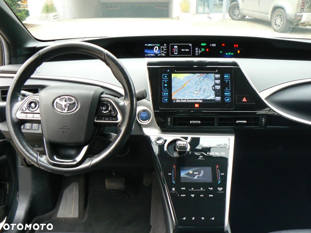 Toyota Mirai Standard - 20