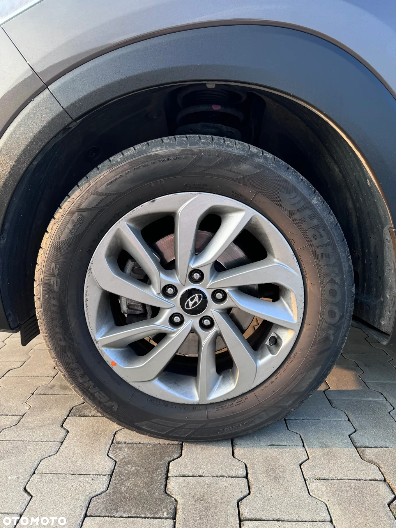Hyundai Tucson 1.6 GDI BlueDrive GO 2WD - 28