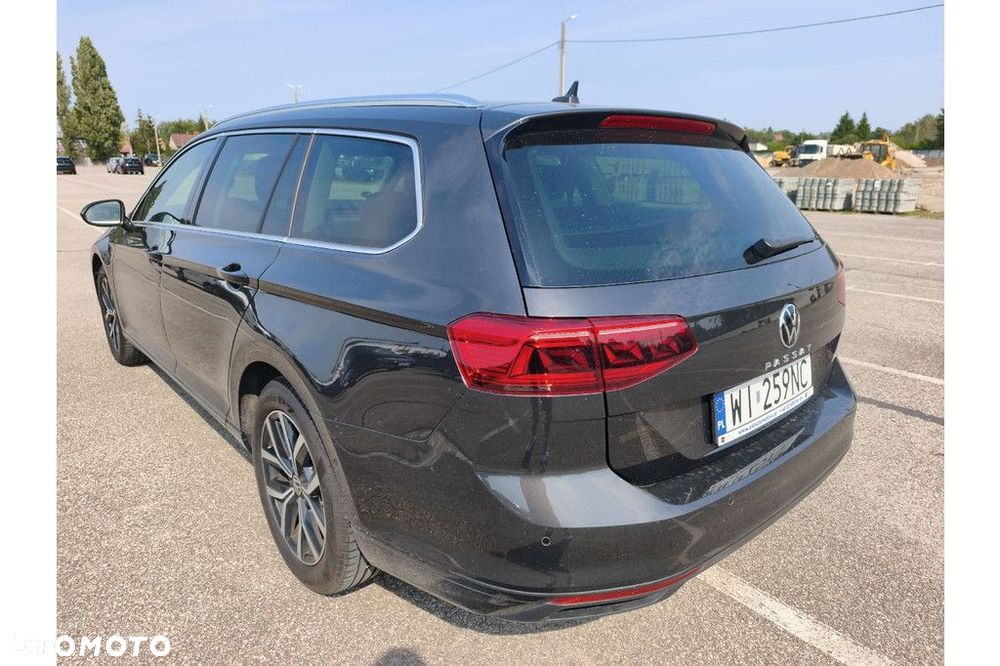 Volkswagen Passat Variant 2.0 TDI SCR DSG - 4