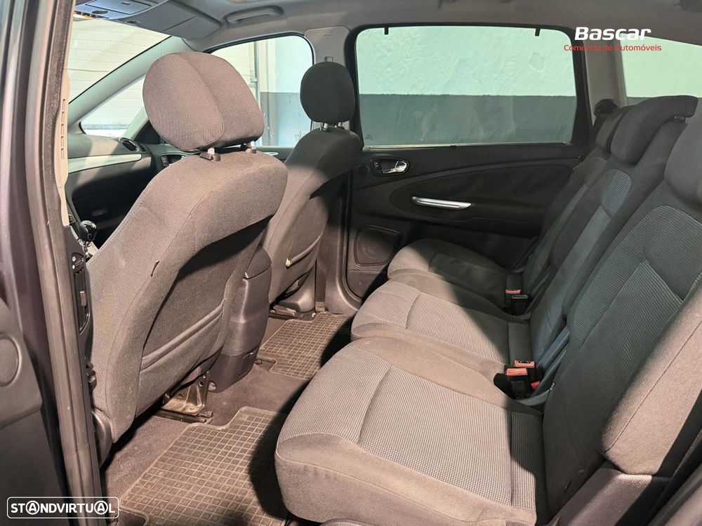 Ford S-Max 2.0 TDCi Titanium 7L - 13