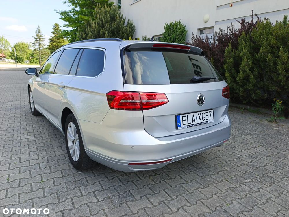 Volkswagen Passat 2.0 TDI (BlueMotion Technology) DSG Highline - 7