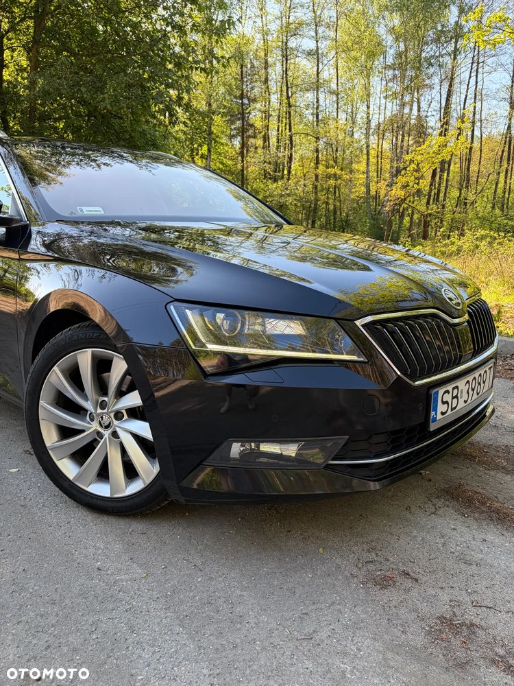 Skoda Superb 2.0 TDI 4x4 Style DSG - 9