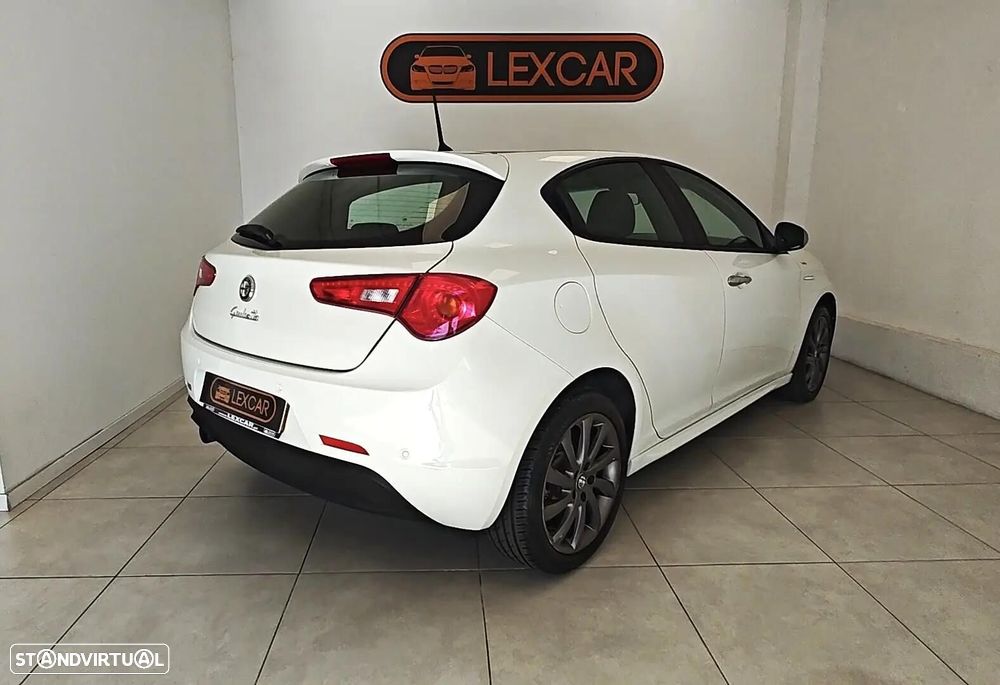 Alfa Romeo Giulietta - 4