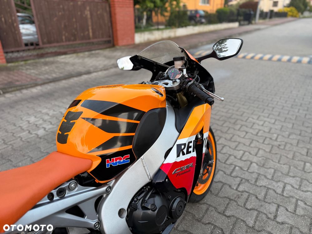 Honda CBR - 12