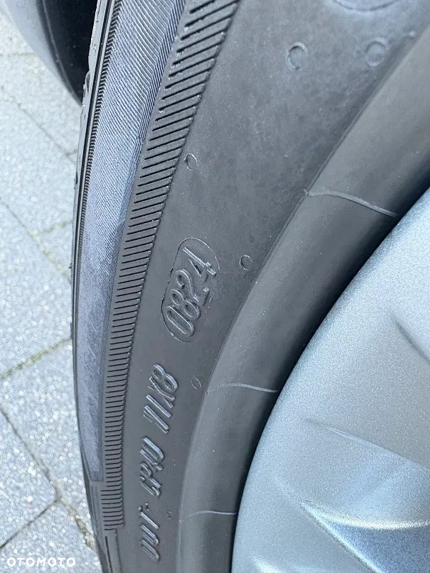 Ford S-Max - 11