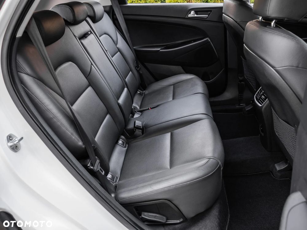 Hyundai Tucson blue 1.6 GDi 2WD Passion - 16