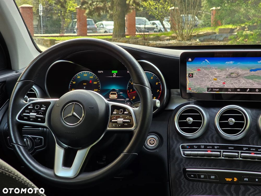 Mercedes-Benz GLC 300 4Matic 9G-TRONIC - 26