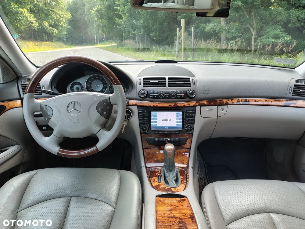 Mercedes-Benz Klasa E - 12