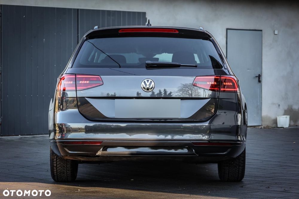 Volkswagen Passat - 7
