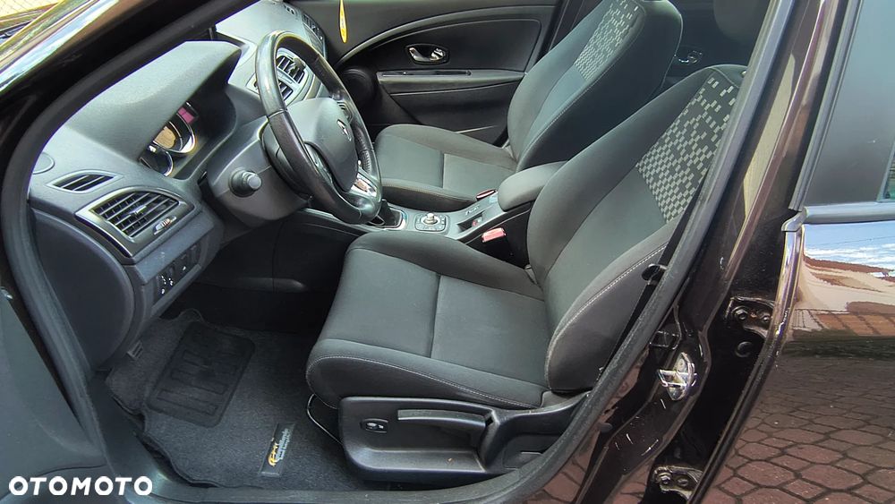 Renault Megane 1.6 16V 110 TomTom Edition - 14