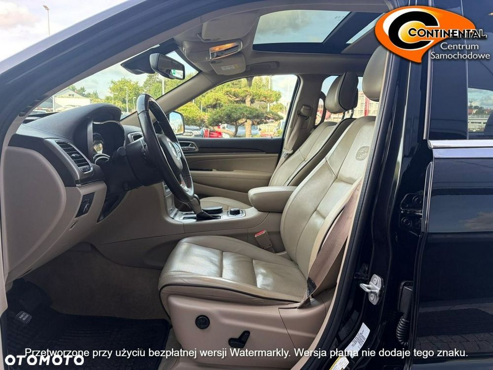 Jeep Grand Cherokee - 11