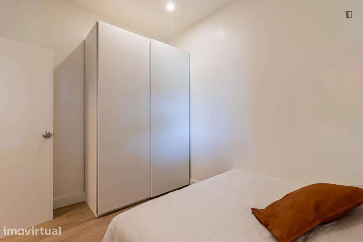 Quarto - localizado em Chelas Lisbon - Grande imagem: 3/25