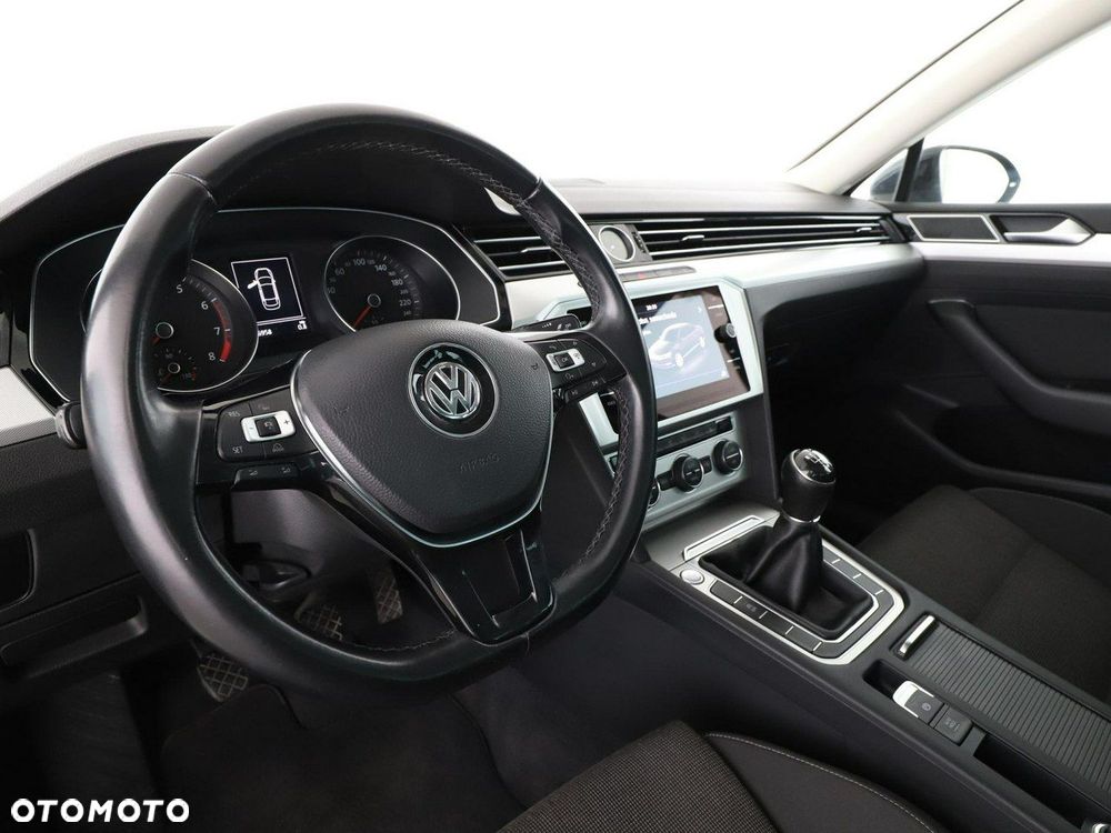 Volkswagen Passat 1.4 TSI (BlueMotion Technology) Comfortline - 15