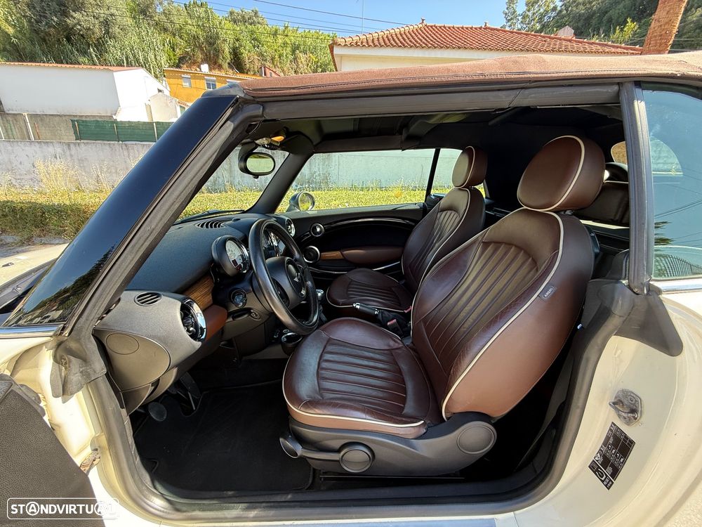 MINI Cabrio Cooper D Highgate - 4
