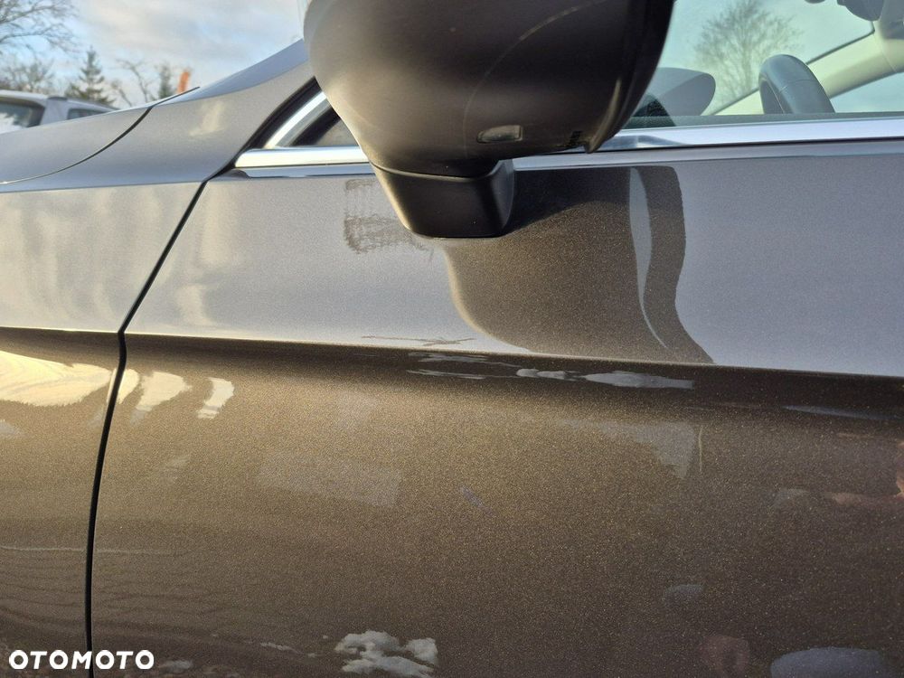 Volkswagen Passat Variant - 33