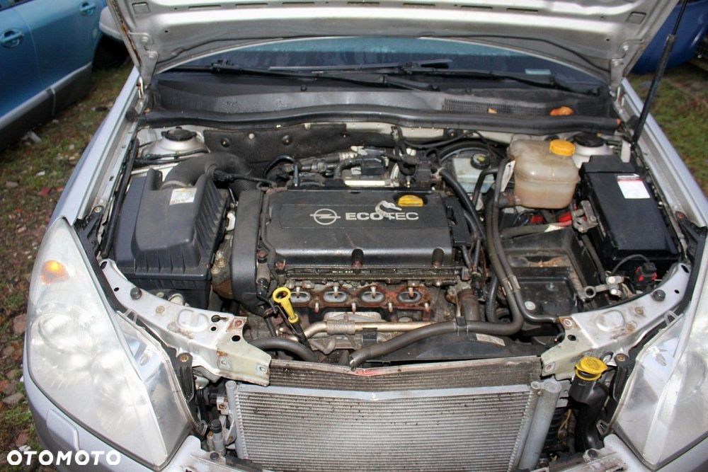 Opel Astra H 2008 1.8i Z18XER Kombi (MASKA, ZDERZAK, LAMPA, BŁOTNIK, DRZWI, SZYBA, FOTEL) - 7