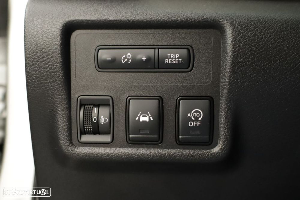 Nissan Micra 1.0 IG-T Tekna CVT - 19