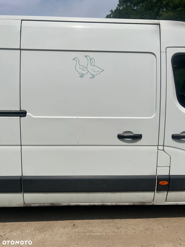 Nissan NV400 - 3