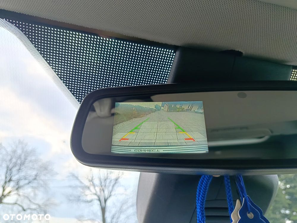 Ford Tourneo Connect Grand - 17