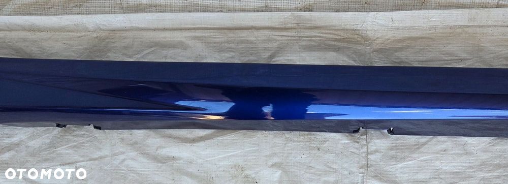 FORD FIESTA MK7 ST LINE LISTWA PROGOWA PRAWA C1BJ-A10154-ABW KOD LAKIERU 2D - 3