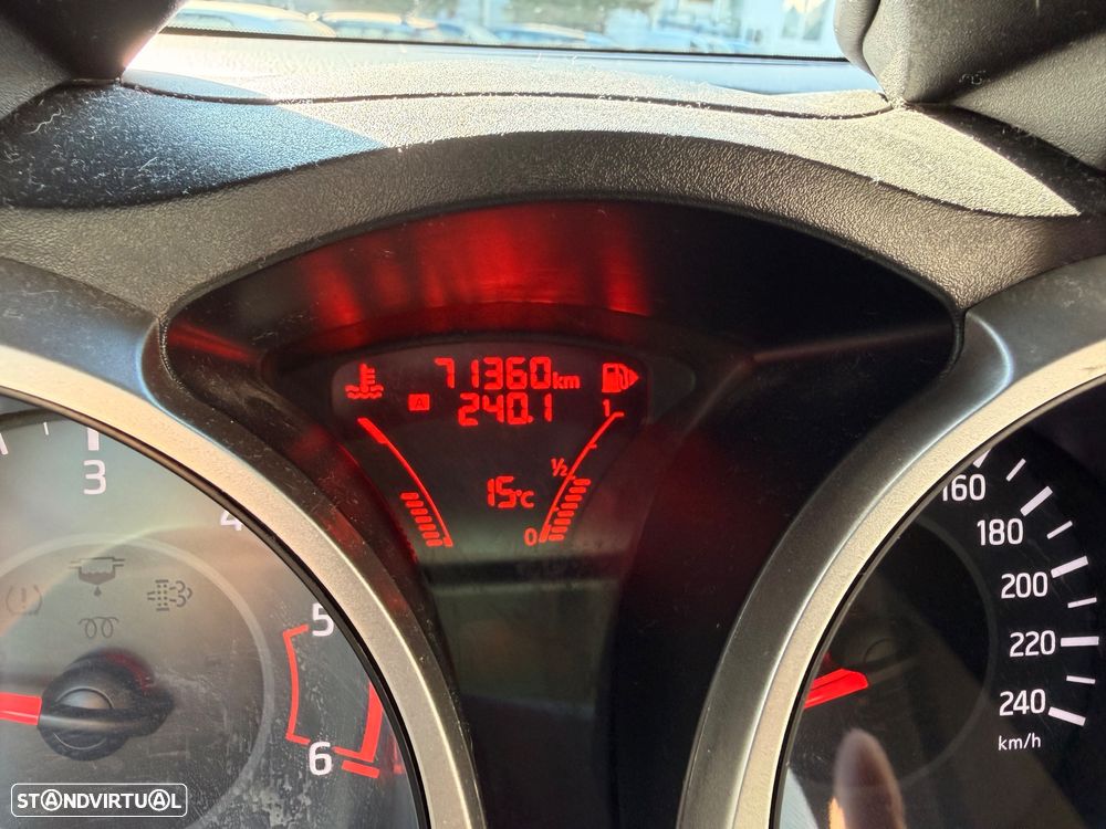 Nissan Juke 1.5 dCi N-Connecta - 2