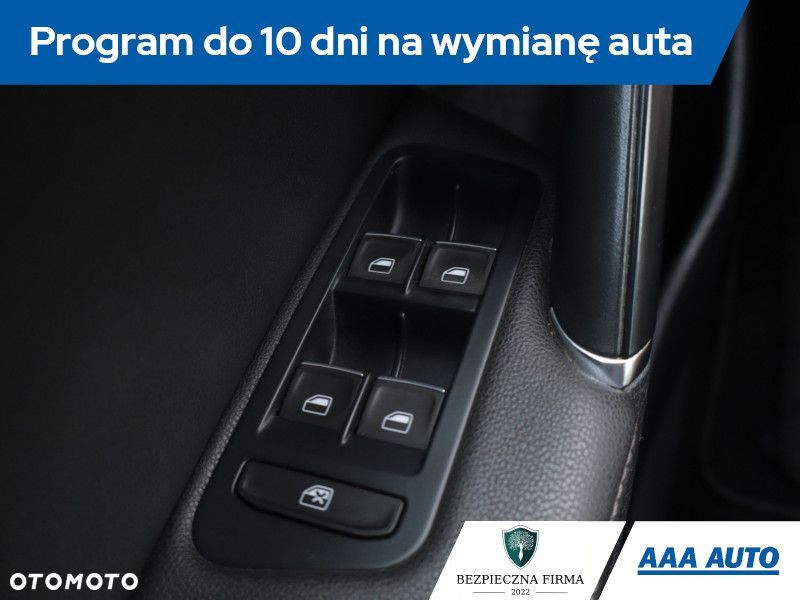 Volkswagen Golf - 20