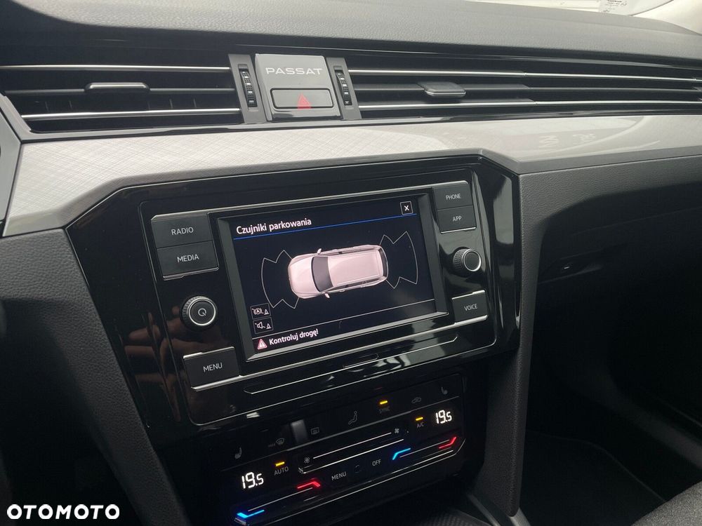 Volkswagen Passat Variant 1.5 TSI EVO Business DSG - 28