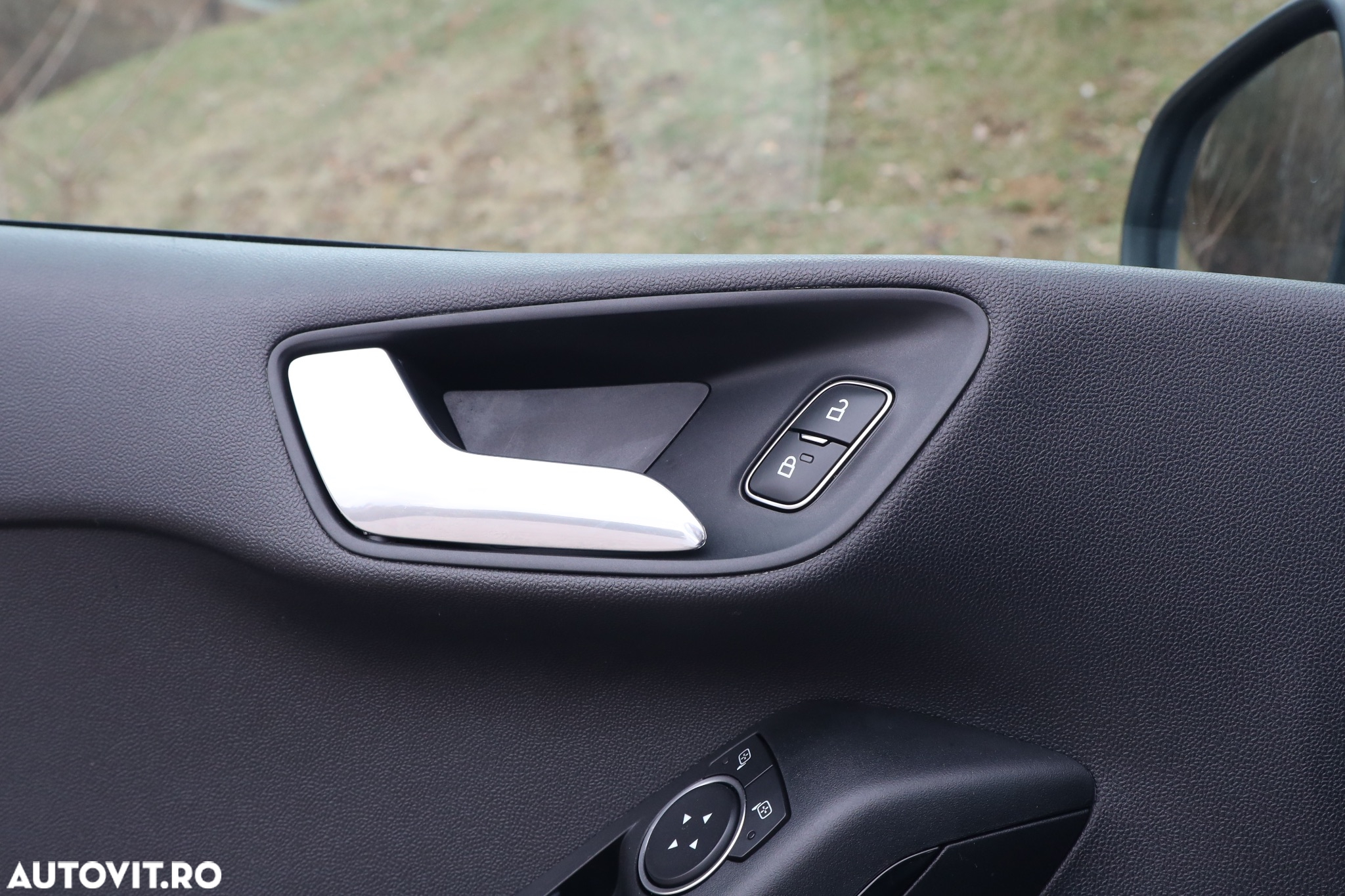 Ford Fiesta 1.0 EcoBoost Powershift Trend - 17
