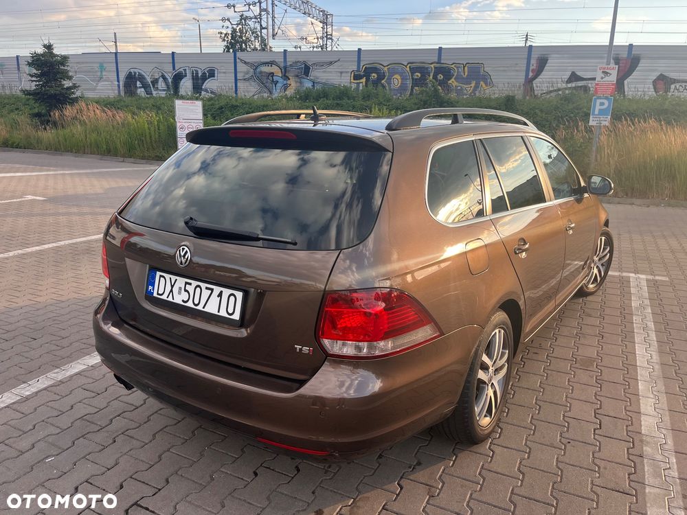 Volkswagen Golf 2012 photo 2
