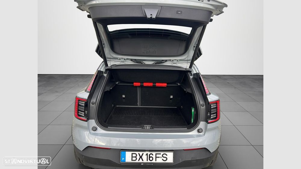 Volvo EX30 69 kWh Single Motor Extended Range Plus - 18