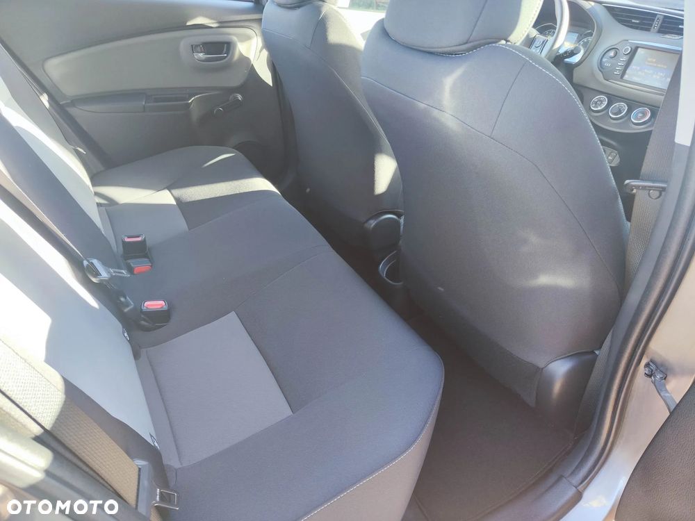 Toyota Yaris 1.5 Premium - 18