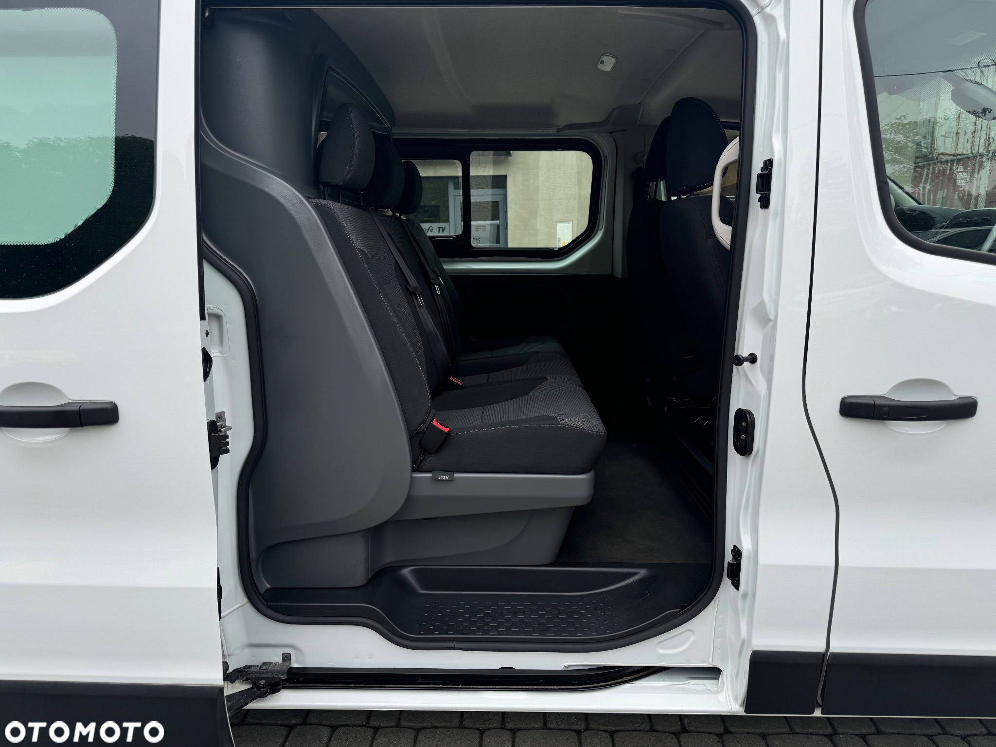 Renault Trafic - 11