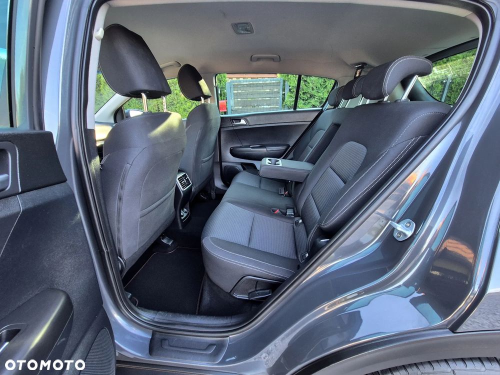 Kia Sportage 1.6 GDI 2WD Black Edition - 26