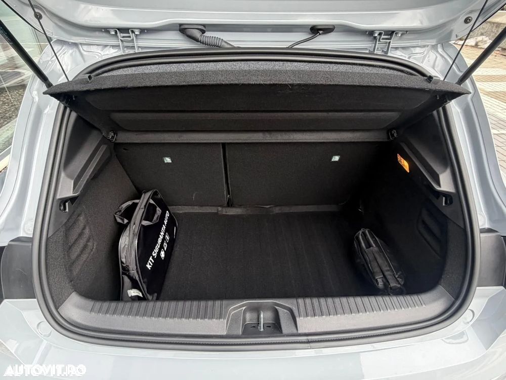 Renault Clio V TCe 100 Techno - 18