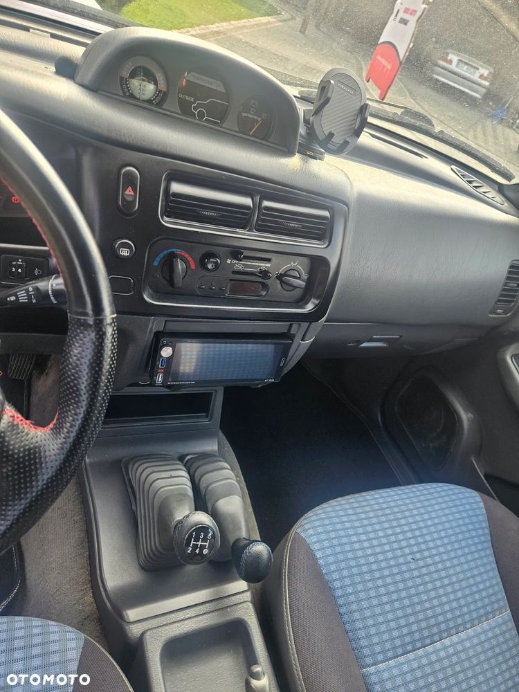 Mitsubishi L200 2.5 TDI GLS 4WD DoubleCab - 10