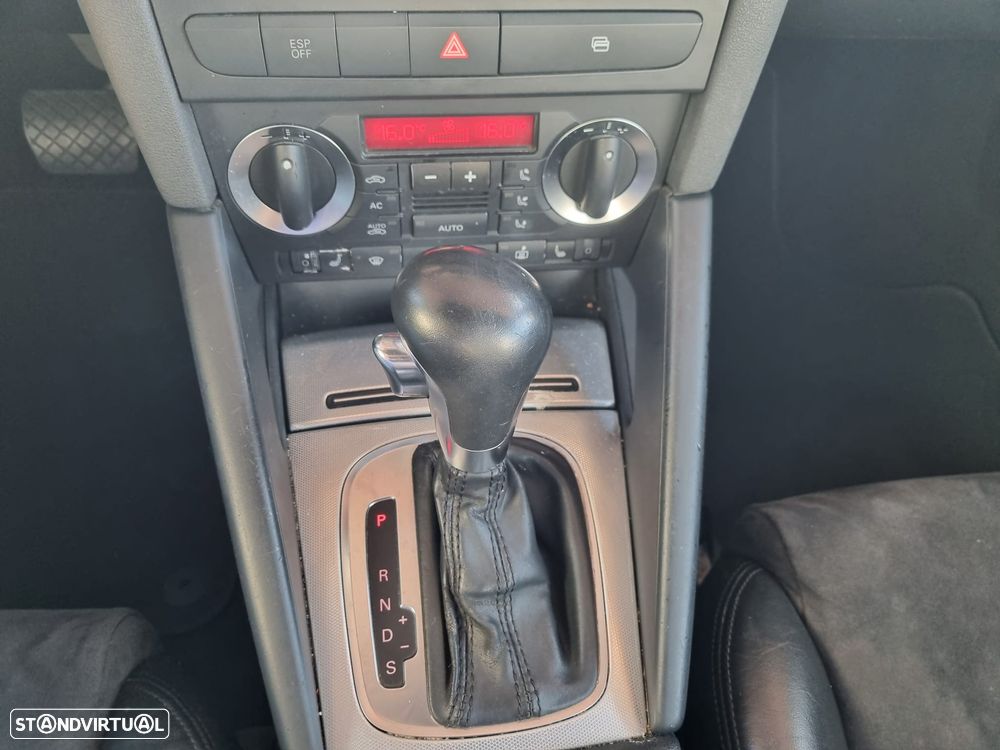 Audi A3 Cabrio 1.8 TFSi S tronic S Line Sport Pack - 21