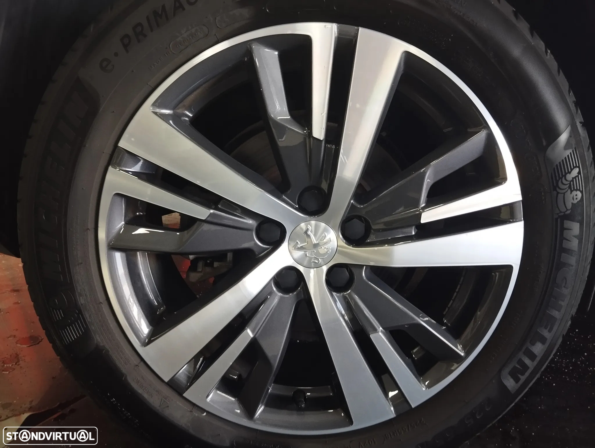 Peugeot 3008 1.5 BlueHDi Allure EAT8 - 9