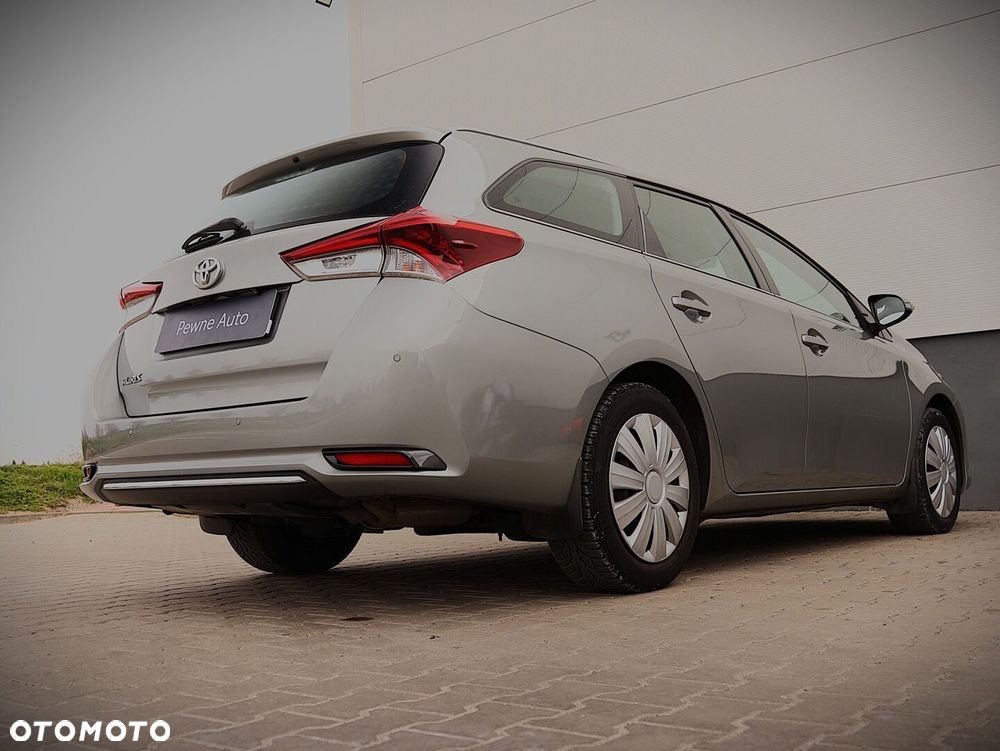 Toyota Auris 1.6 Premium Comfort - 14