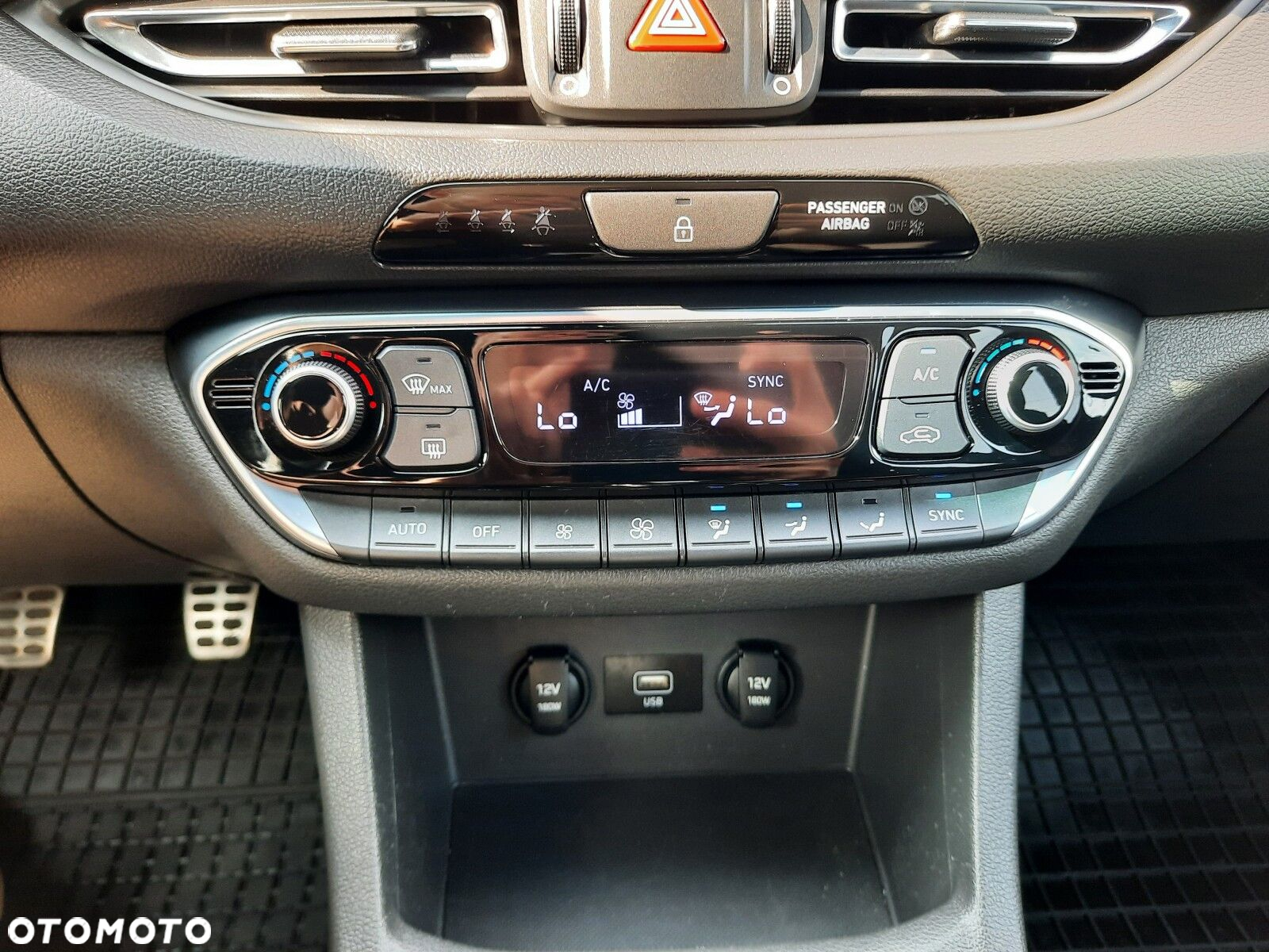 Hyundai i30 1.5 T-GDI 48V Executive - 16