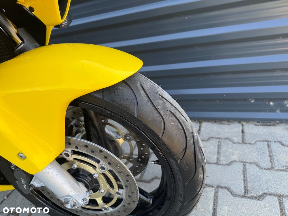 Honda CBR - 21