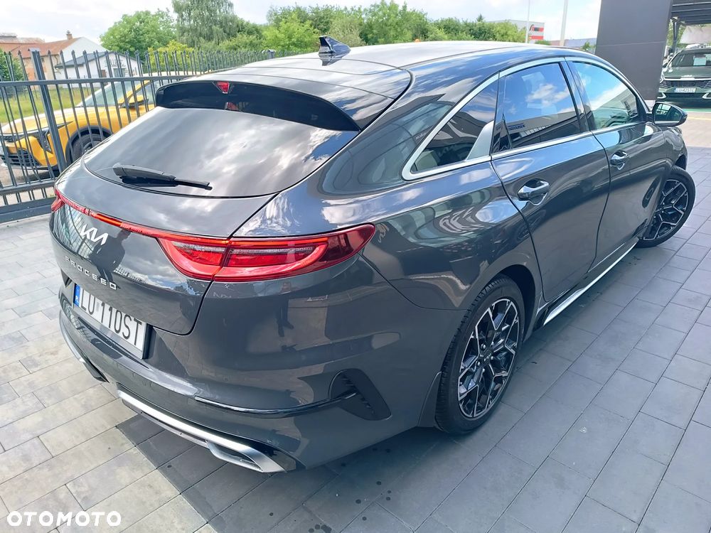 Kia ProCeed - 6
