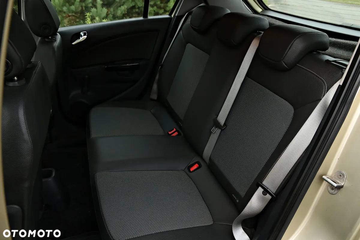 Opel Corsa 1.4 Cosmo - 8