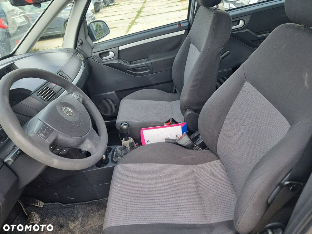 Opel Meriva - 10