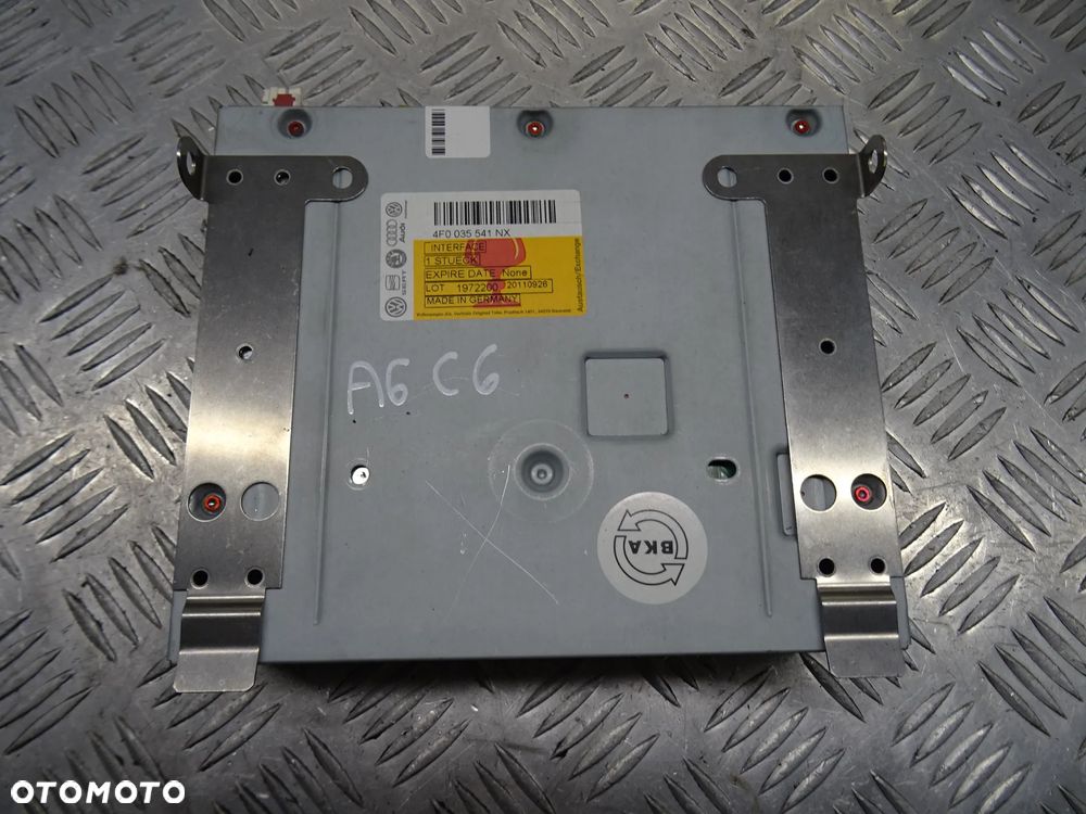 AUDI A6 C6 KOMBI 04-07 4.2 V8 MODUŁ RADIA 4F0035541NX - 2