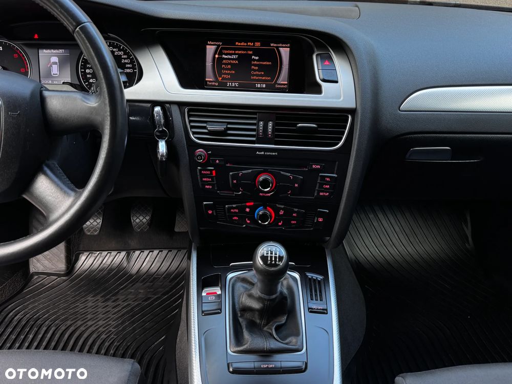 Audi A4 Avant 2.0 TDI DPF quattro Ambition - 12