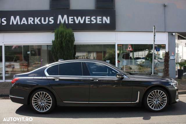 BMW Seria 7 - 5