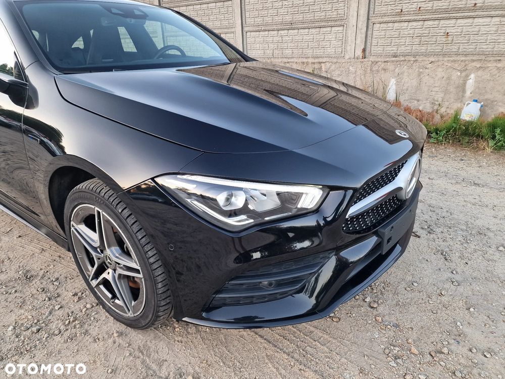 Mercedes-Benz CLA 250 e Shooting Brake 8G-DCT AMG Line - 21