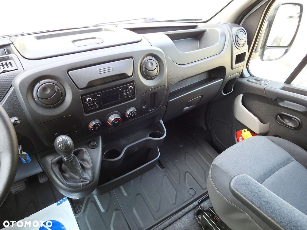Renault MASTER PLANDEKA 8 PALET WEBASTO KLIMATYZACJA TEMPOMAT PNEUMATYKA  170KM - 32